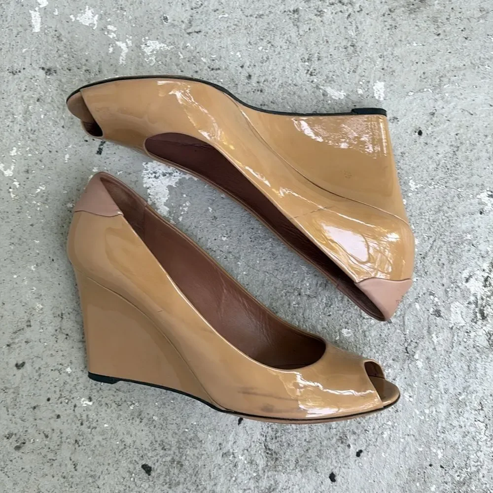 Gucci, patent leather wedge peep toe